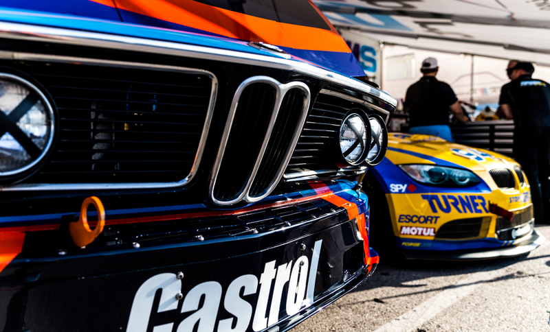 Illustration for article titled This Is What Vintage Car Racing Heaven Looks Like When It Comes To Texas